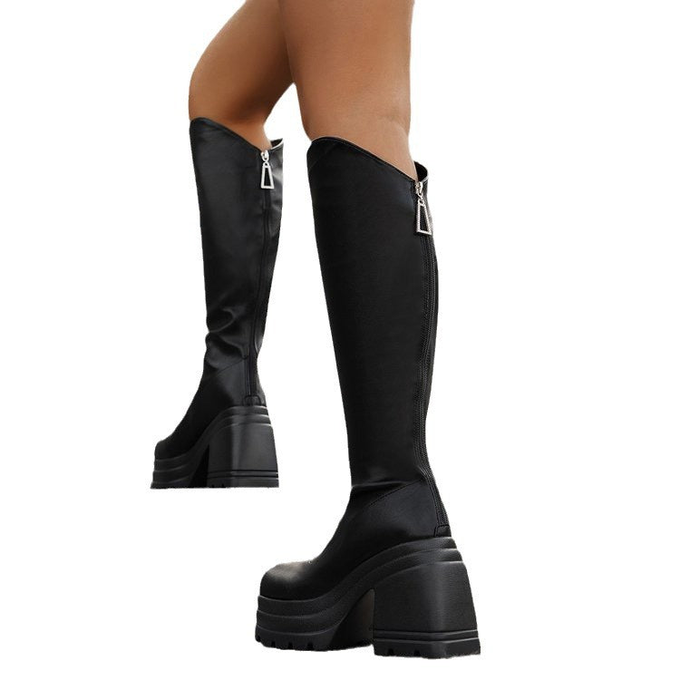 Damen  kniehohe Plateau-Stiefel mit grober Traktorsohle und elastischem Schaft Echo Archiv