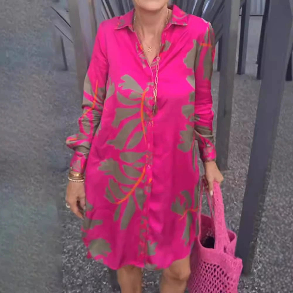 Damen nan kurzes Tunika-Hemdkleid in Satinoptik mit großflächigem Blattprint, Hemdkragen und lockerer A-Linie Echo Archiv