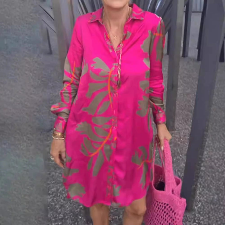 Damen nan kurzes Tunika-Hemdkleid in Satinoptik mit großflächigem Blattprint, Hemdkragen und lockerer A-Linie Echo Archiv