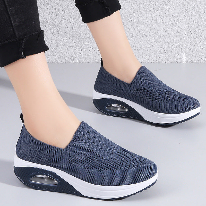 Damen nan gestrickter Slipper mit versteckter Keilsohle und sichtbarer Luftkammer Echo Archiv