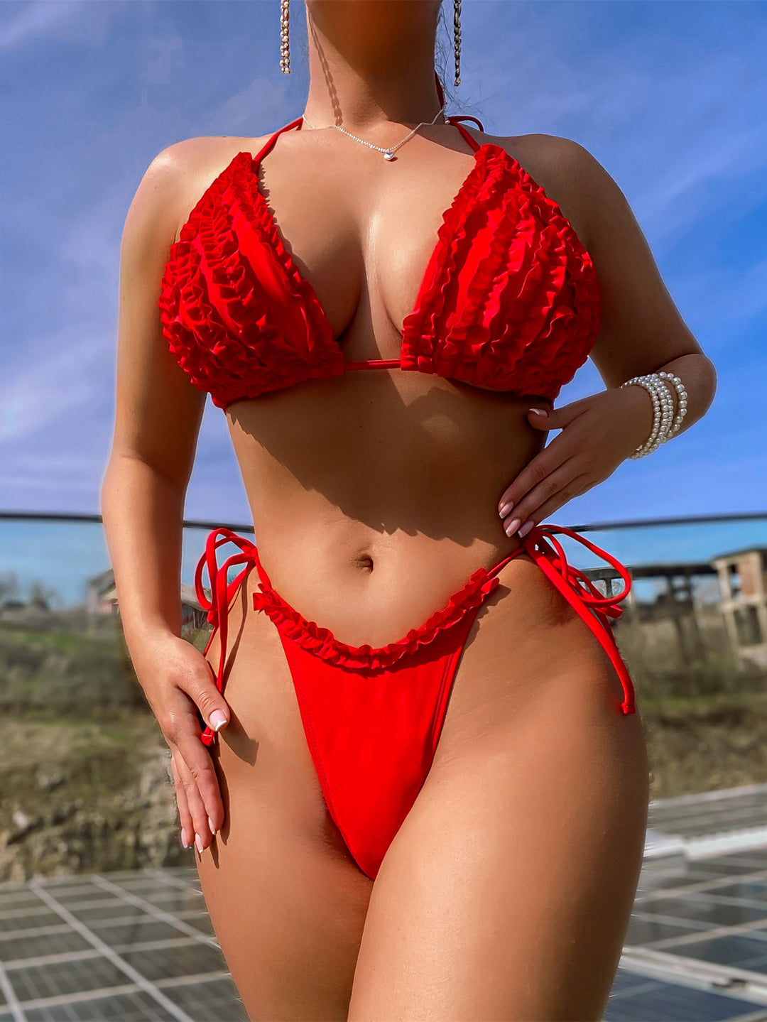Damen Triangel-Bikini mit Rüschendesign und verstellbaren Bindebändern Echo Archiv
