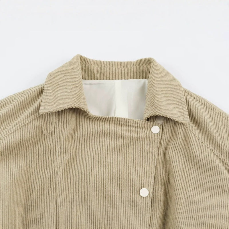 Damen Kurzjacke aus Cord mit taillierendem Gürtel und Druckknopfleiste Echo Archiv