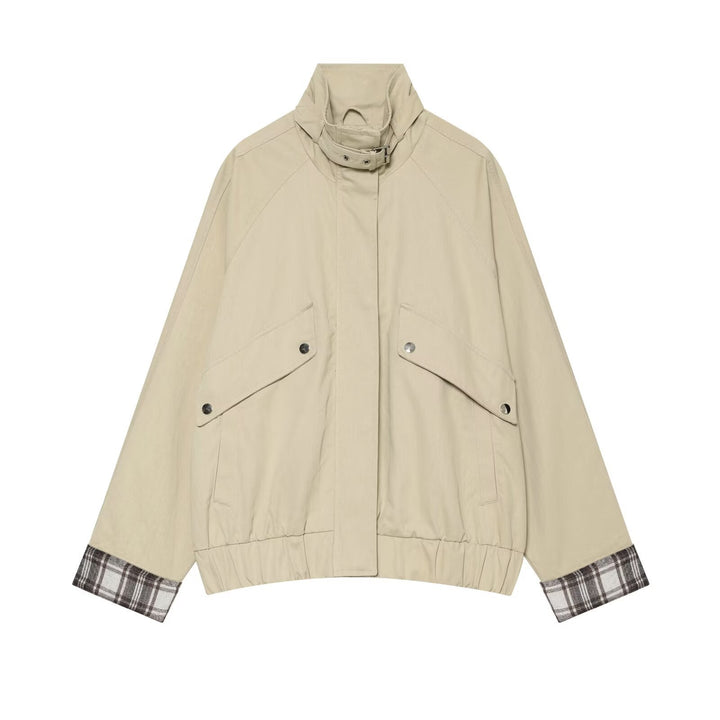 Damen Wasserabweisende Cropped-Utility-Jacke mit hohem Stehkragen und Karodetail an den Ärmelaufschlägen Echo Archiv