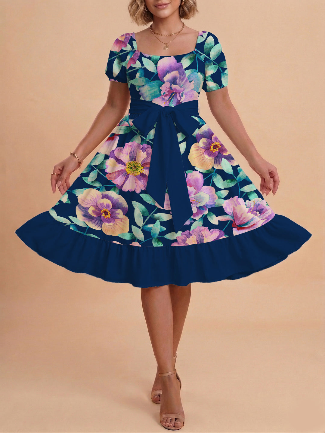 Damen Blumenkleid mit taillierbarem Gürtel und voluminösen Ärmeln Echo Archiv