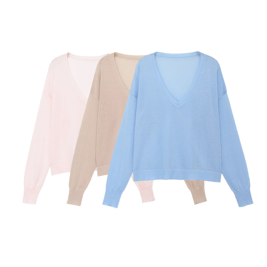 Damen Oversize-Feinstrickpullover mit tiefem V-Ausschnitt und gerippten Bündchen Echoarchiv