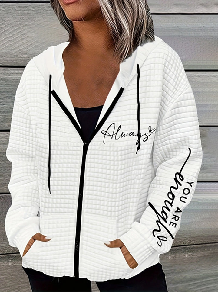 Damen nan oversized Kapuzenjacke mit Reißverschluss, handgeschriebener Typo-Applikation und Kontrast-Eingrifftaschen Echo Archiv