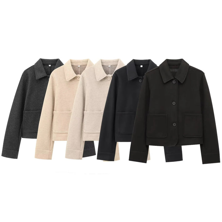 Damen kurze Wolljacke mit Hemdkragen, aufgesetzten Taschen und cleaner Boxy-Silhouette – Célinea
