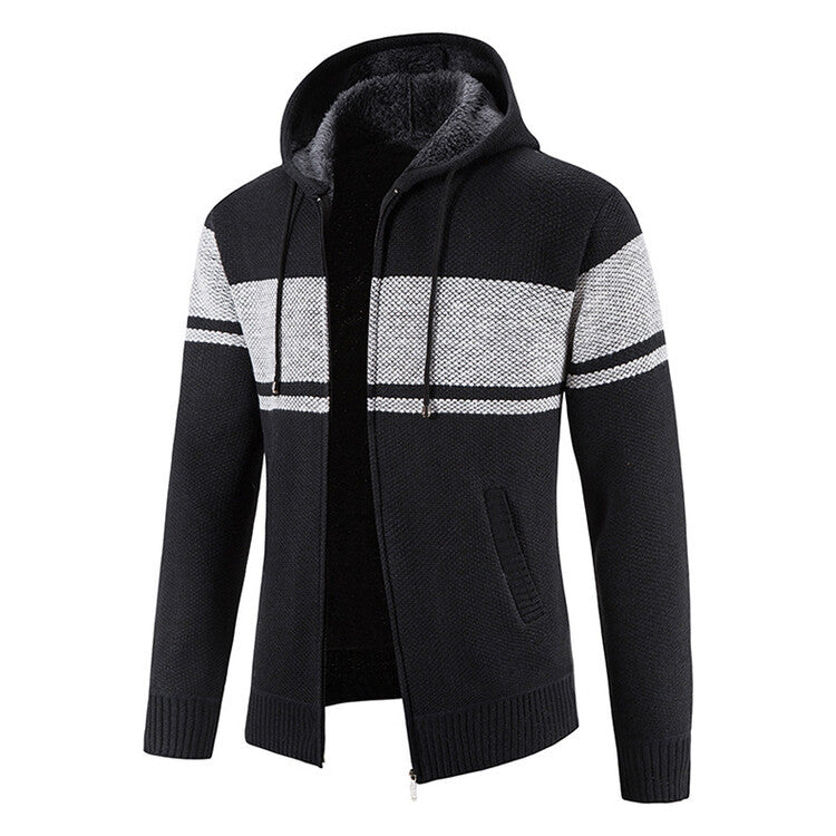 Herren Strickjacke mit Kapuze und kontrastierendem Streifenmuster Echoarchiv