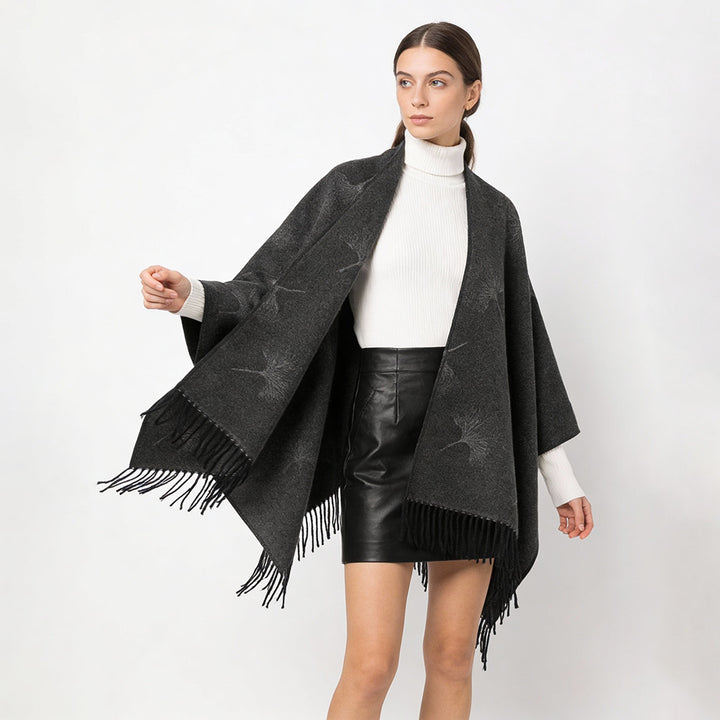 Damen Wollmix-Poncho Überwurf mit Pusteblumen-Jacquard und Fransensaum – Avérine