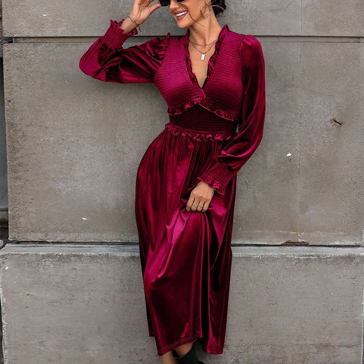 Damen Midikleid mit Rüschendetails und V-Ausschnitt Echo Archiv