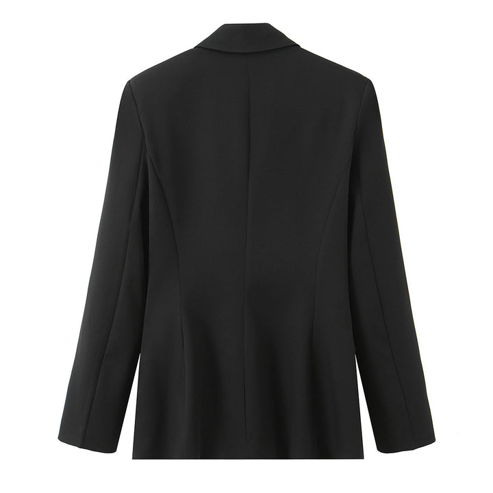 Damen Eleganter taillierter Blazer mit bezogenen Knöpfen und Pattentaschen Echoarchiv