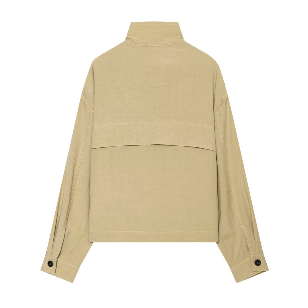 Damen Oversize Cropped Utility‑Jacke mit hohem Stehkragen, Schulterklappen und Tunnelzug Echo Archiv