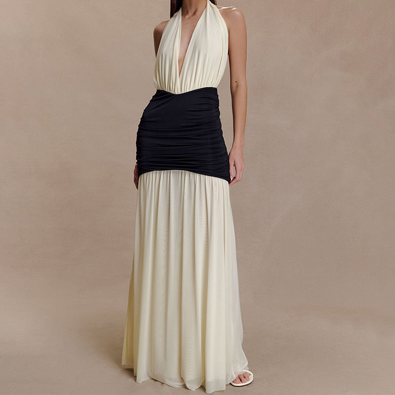 Damen Elegantes Maxi-Kleid mit raffiniertem Wickeloberteil Echo Archiv