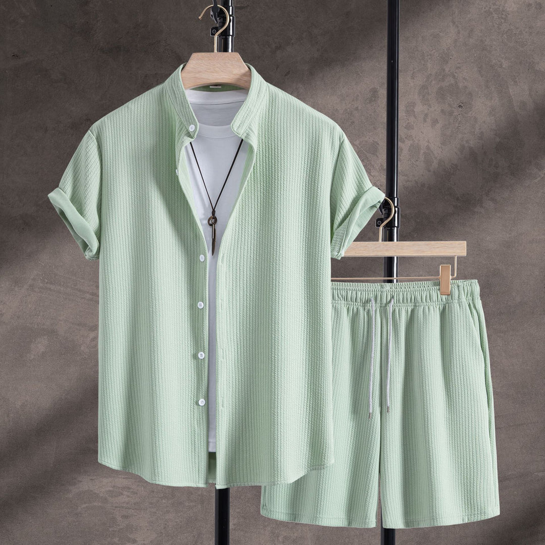 Herren Freizeitoberteil mit bequemen Shorts im strukturierten Design Echoarchiv