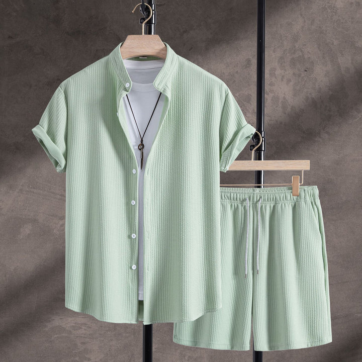 Herren Freizeitoberteil mit bequemen Shorts im strukturierten Design Echoarchiv