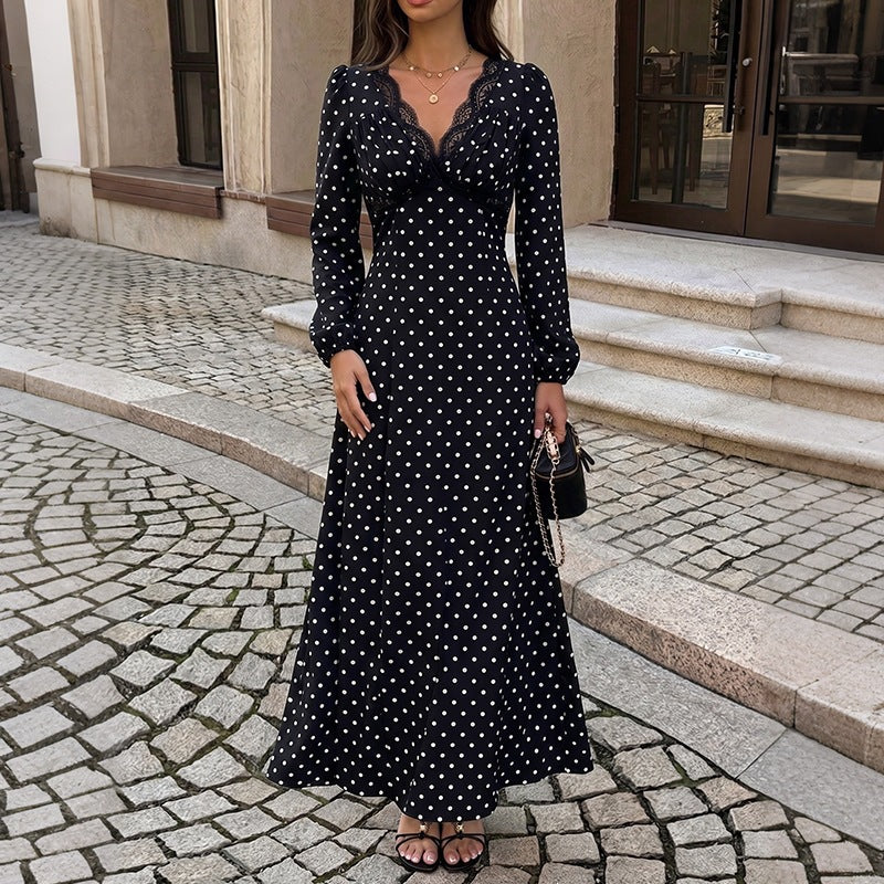 Damen Polka‑Dot Maxikleid mit Spitzen‑V-Ausschnitt, Empire‑Taillenlinie und langem Fließrock Echoarchiv