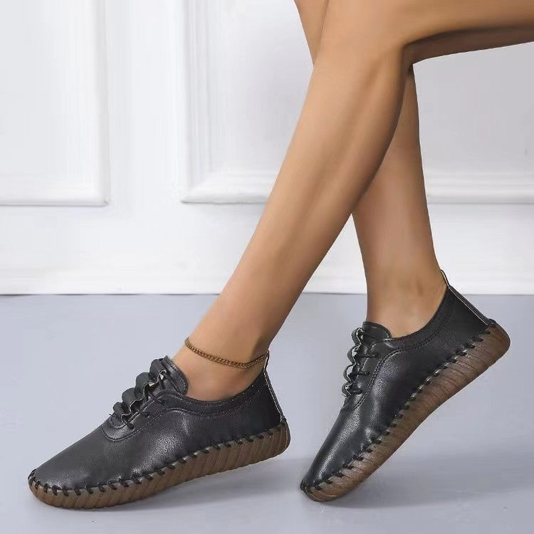 Damen Leichte Sneaker mit handgenähter Ziernaht und flexibler Profilsohle Echo Archiv
