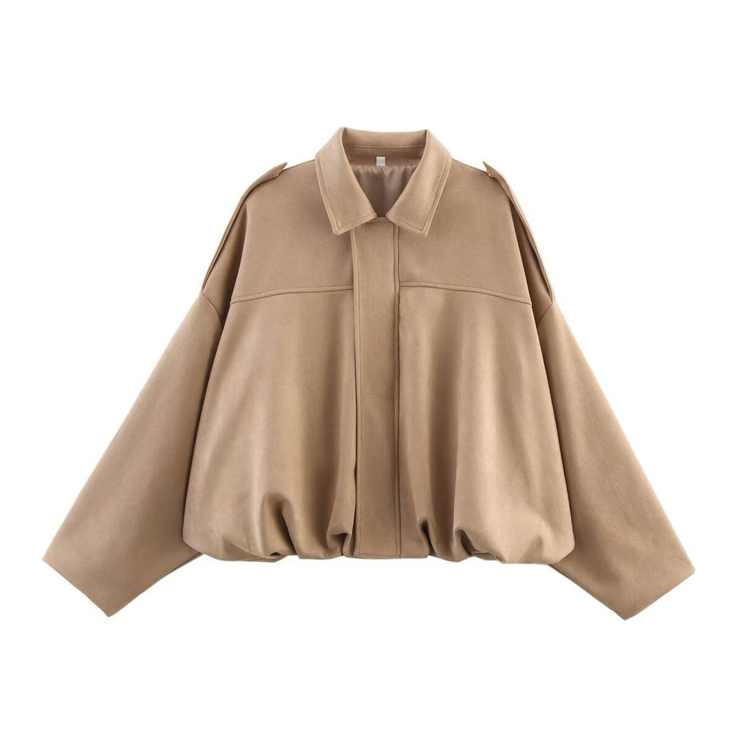 Damen nan Oversize-Kurzjacke mit Ballon-Saum, Schulterpatten und verdeckter Frontleiste Echo Archiv
