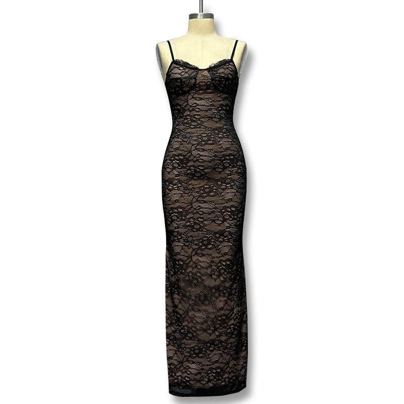 Damen Elegantes Spitzenmaxikleid mit tiefem Ausschnitt und enganliegender Silhouette Echo Archiv