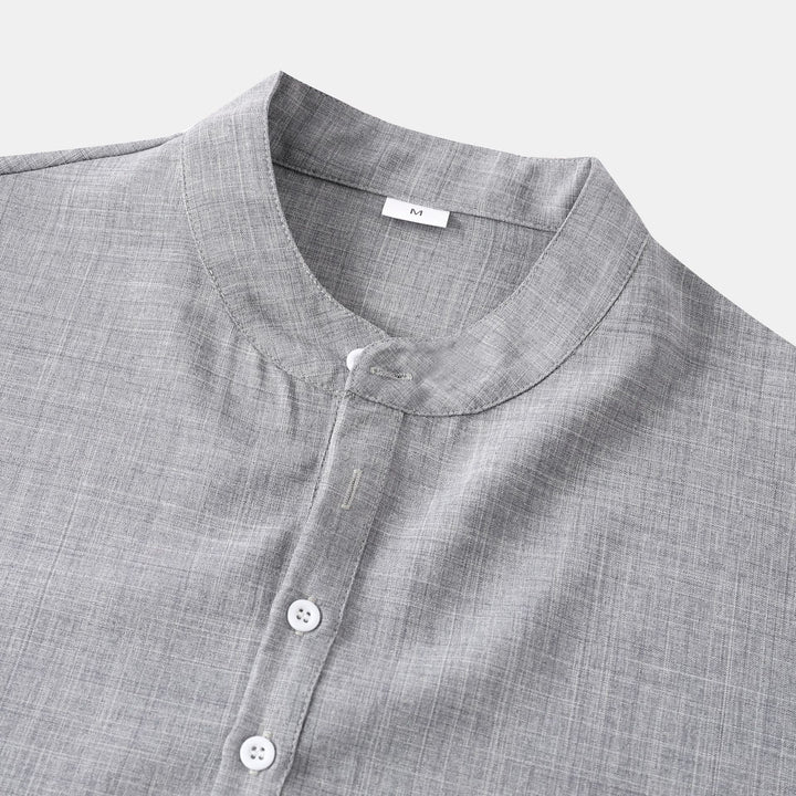 Herren Kurzarmhemd mit innovativem Henley-Ausschnitt und lässigem Look Echoarchiv