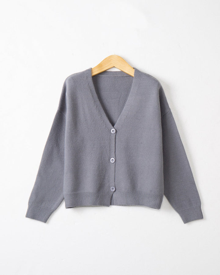 Damen Strickjacke mit V-Ausschnitt und Knopfdetails Echoarchiv
