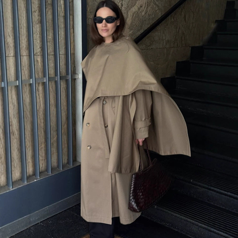 Damen Midilanger Trenchcoat mit ponchoartigem Cape-Überwurf & kastiger Silhouette Echoarchiv