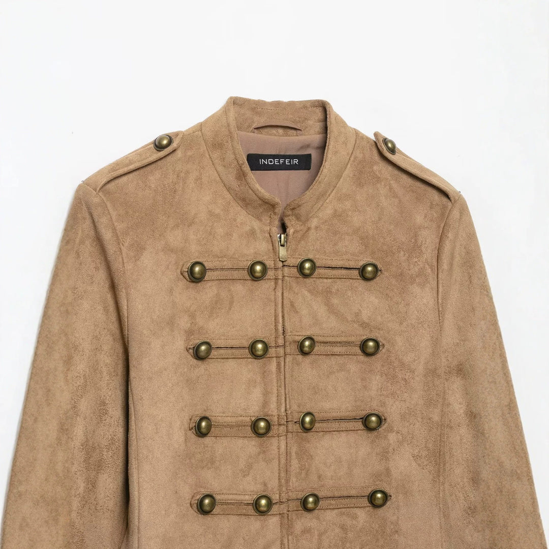 Damen Kurzjacke im Militärstil aus Veloursimitat mit Stehkragen, Epauletten und dekorativer Zierknopfleiste Echoarchiv