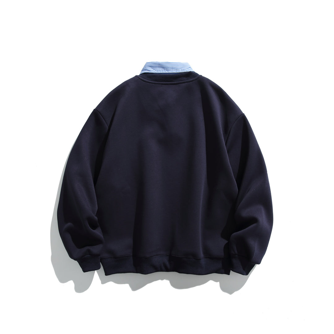Unisex Sweatshirt im Layering-Look mit eingearbeitetem Hemdkragen und V-Ausschnitt Echoarchiv