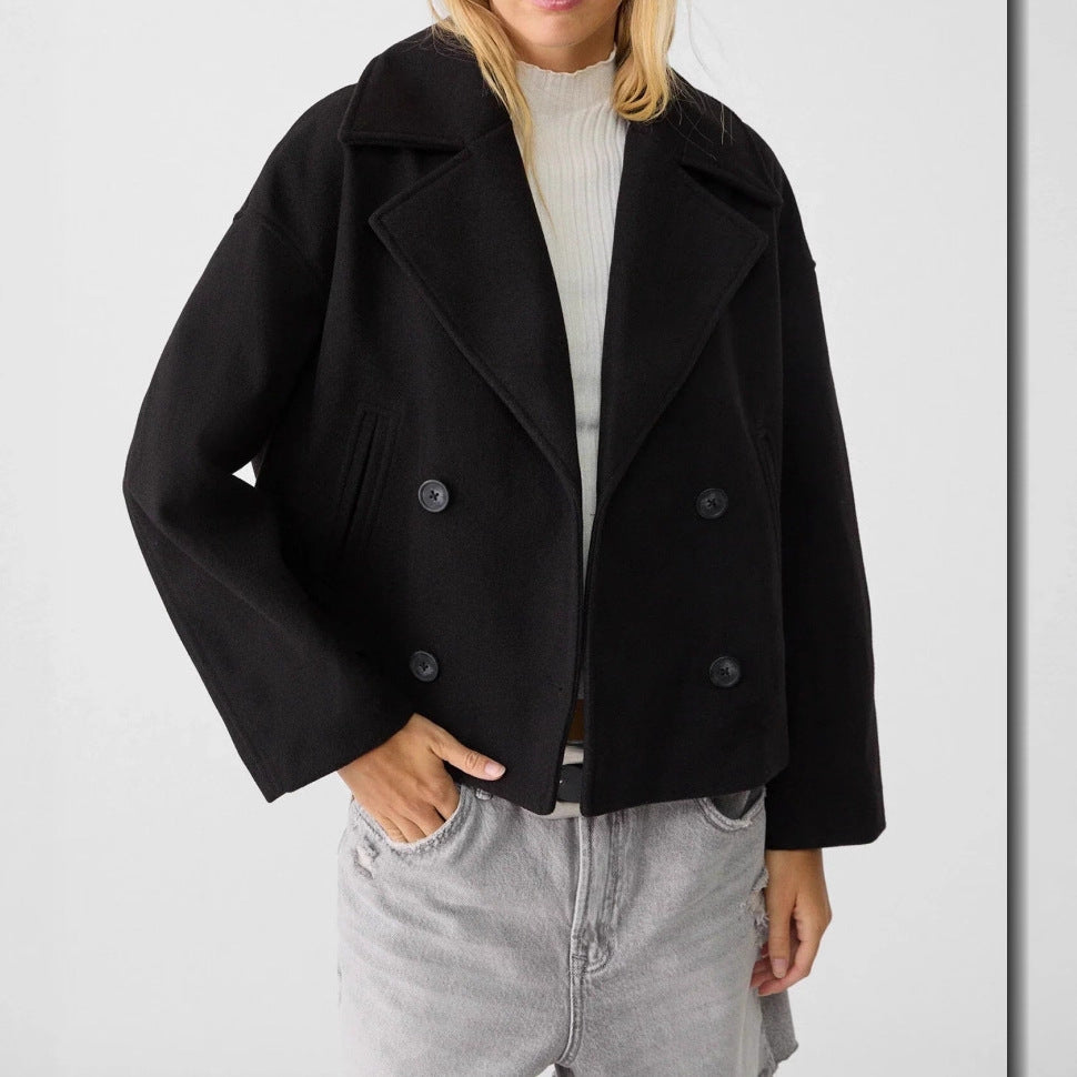 Damen nan kurz geschnittener Zweireiher Wollmix-Peacoat mit überbreitem Revers und kastiger Silhouette Echo Archiv