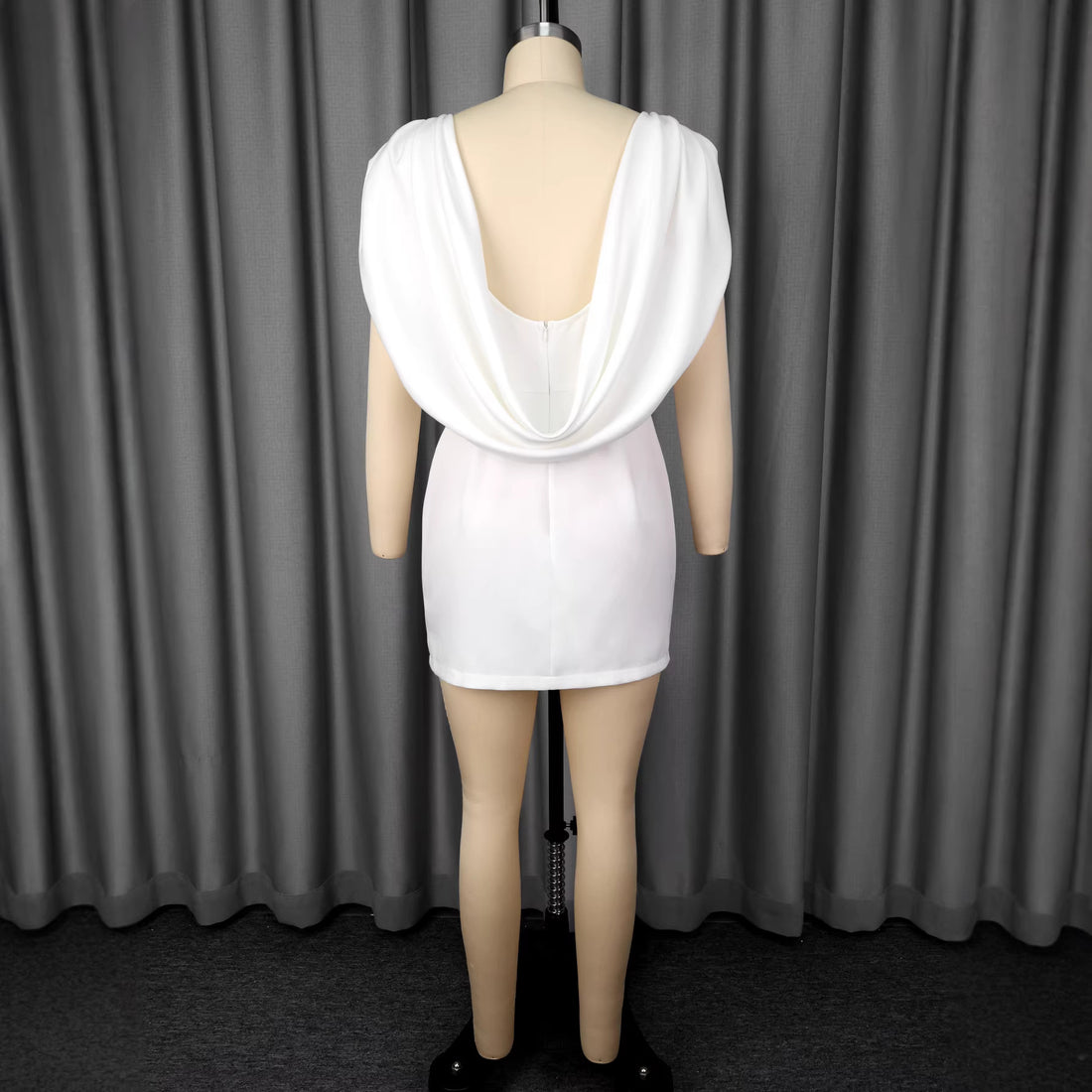 Damen Elegantes Minikleid mit drapiertem Schalkragen – Élara