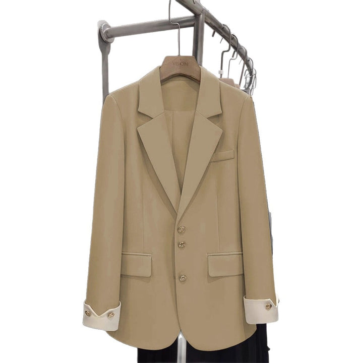 Damen Eleganter Blazer mit goldenen Knopfdetails Echo Archiv