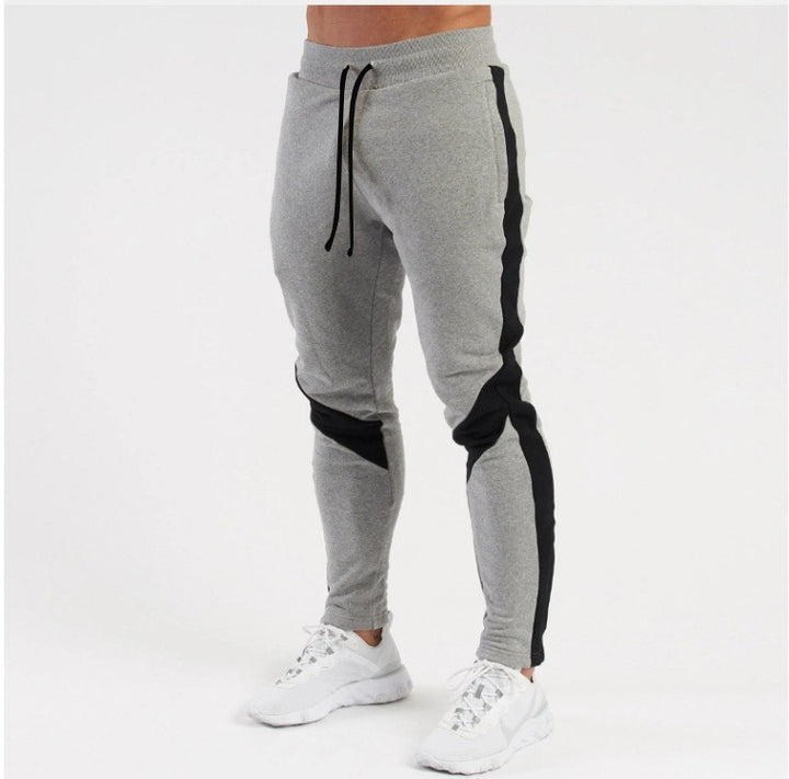 Herren Sportliche Jogginghose mit kontrastierendem Design und praktischen Taschen Echoarchiv