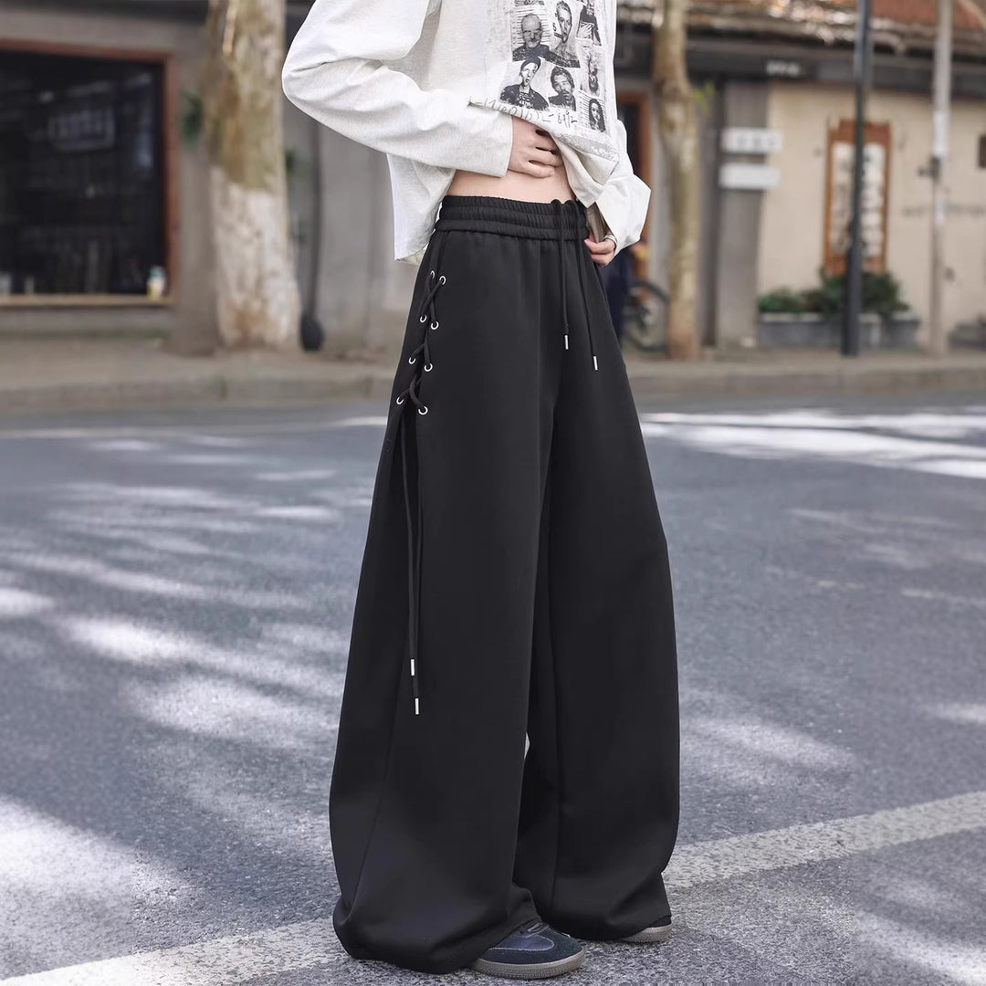 Damen Weitgeschnittene Freizeithose mit Schnürdetails Echoarchiv