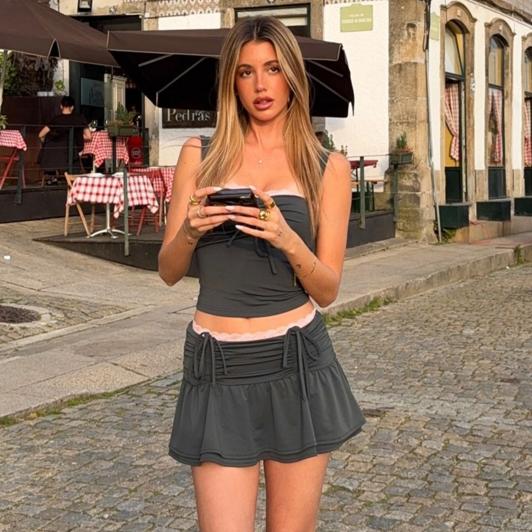 Damen modisches Crop-Top und Rock Set mit Raffungen und Bindedetails Echo Archiv