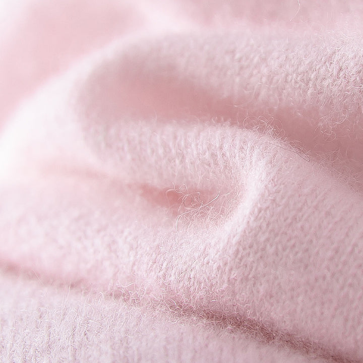 Damen Geknöpfte Feinstrick‑Cardigan mit Hasen‑ und Karottenstickerei Echoarchiv