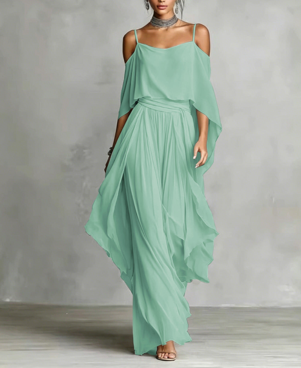 Damen Lange Chiffon Maxi Kleid mit Kaltem Schulter, Spaghetti-Träger und Geschichtetem Cape – Valéora