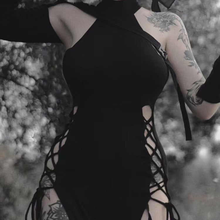 Damen Cut-Out Maxikleid mit seitlichen Schnürdetails und figurbetontem Schnitt Echo Archiv