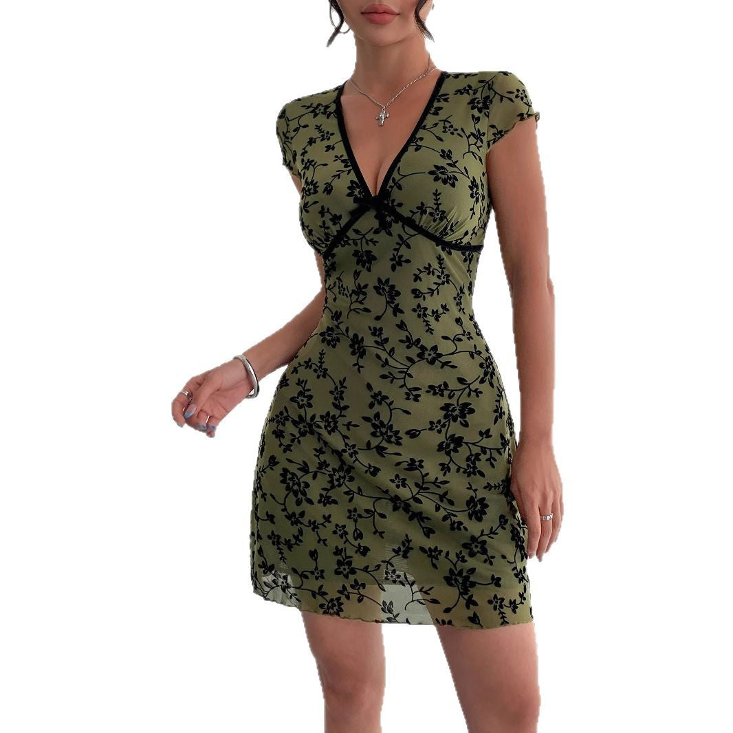 Damen nan figurbetontes Minikleid mit tiefem V‑Ausschnitt, Chiffon‑Überzug und floraler Samtoptik Echo Archiv