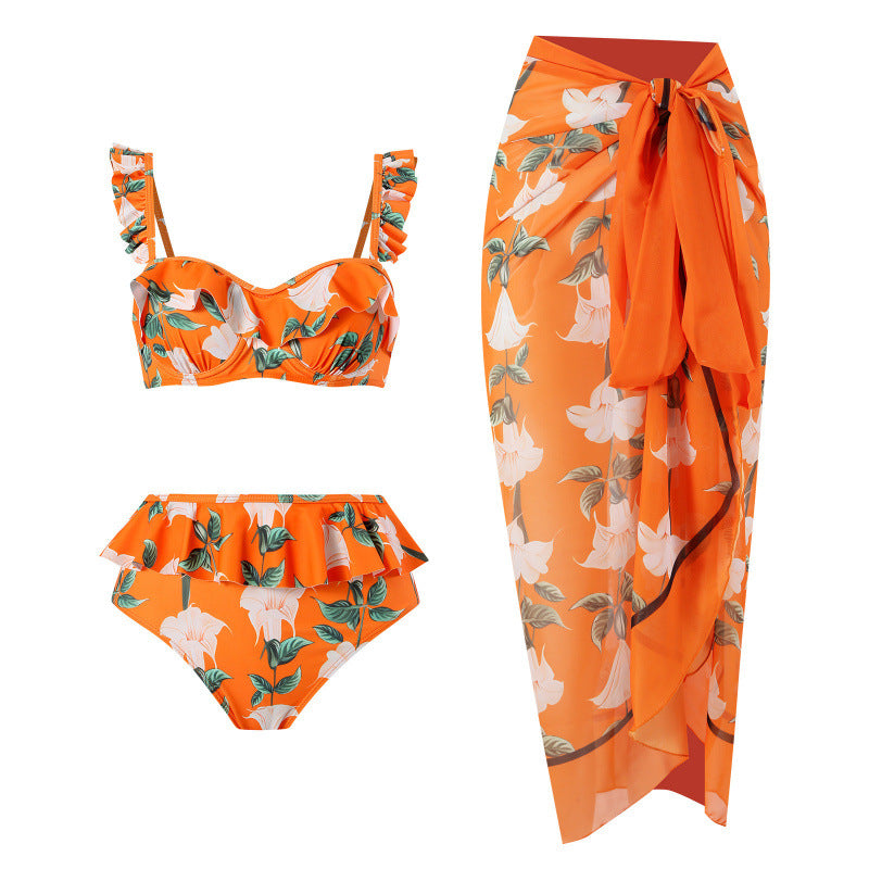Damen Bikini-Set mit floralem Rüschendesign und elegantem Wickelrock Echo Archiv