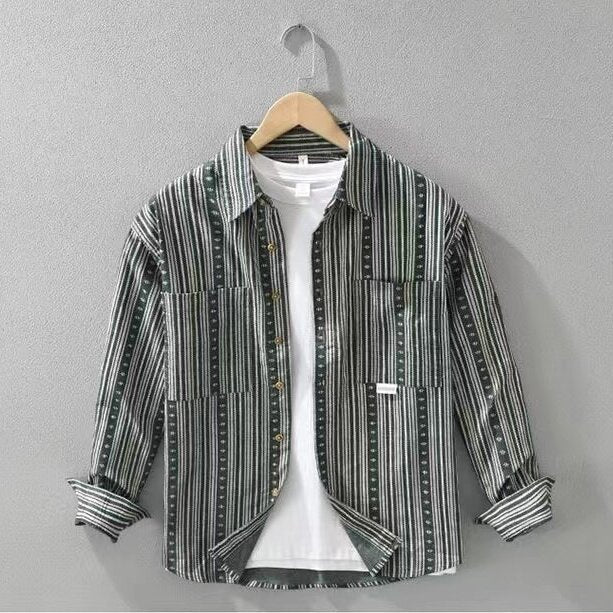 Herren Overshirt im lässigen Worker-Stil mit vertikalem Streifenmuster und aufgesetzten Taschen – Taviero