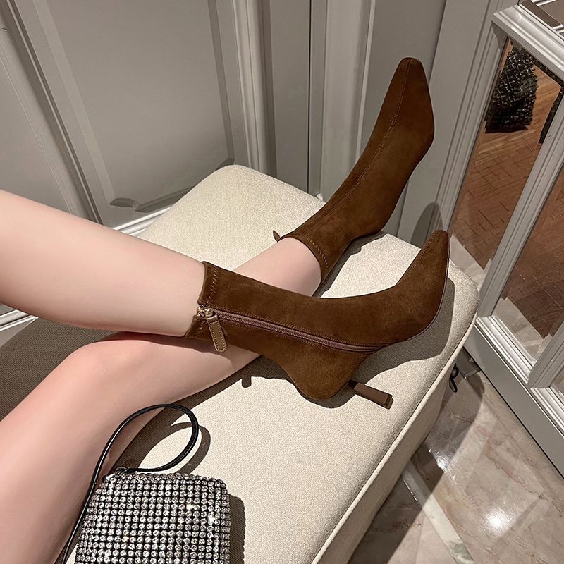 Damen Sock-Stiefeletten aus Stretch mit spitzer Zehenpartie und sculpted Stiletto-Absatz Echo Archiv
