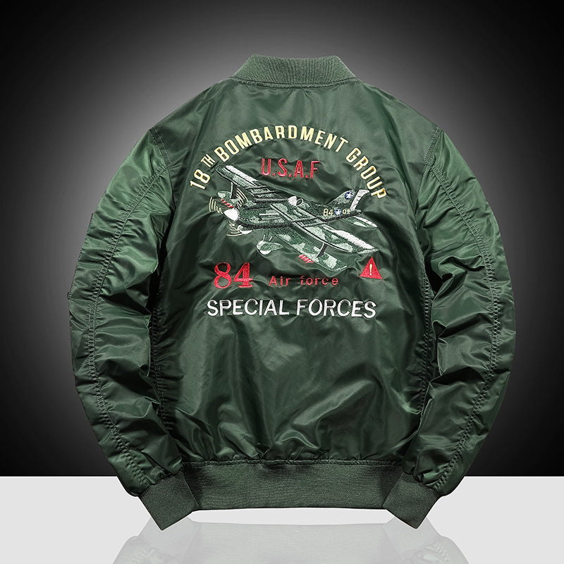 Herren Bomberblouson im Military-Patchstil mit Ärmel-Utilitytasche und geripptem Kragen – Brevano