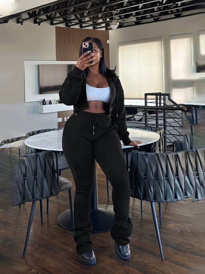 Damen nan kurz geschnittenes Zip-Hoodie und Highwaist-Jogginghose-Set mit Kordelzug und leicht gerafften Knöchelabschlüssen Echo Archiv