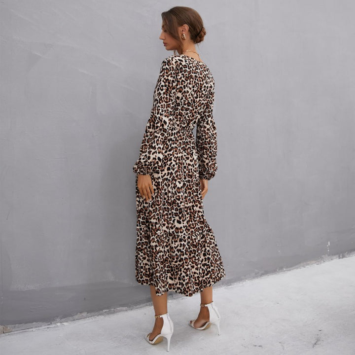 Damen Midikleid im Leo-Print mit V‑Ausschnitt, Knopfleiste, Kordeltaillen und Stufenrock Echoarchiv