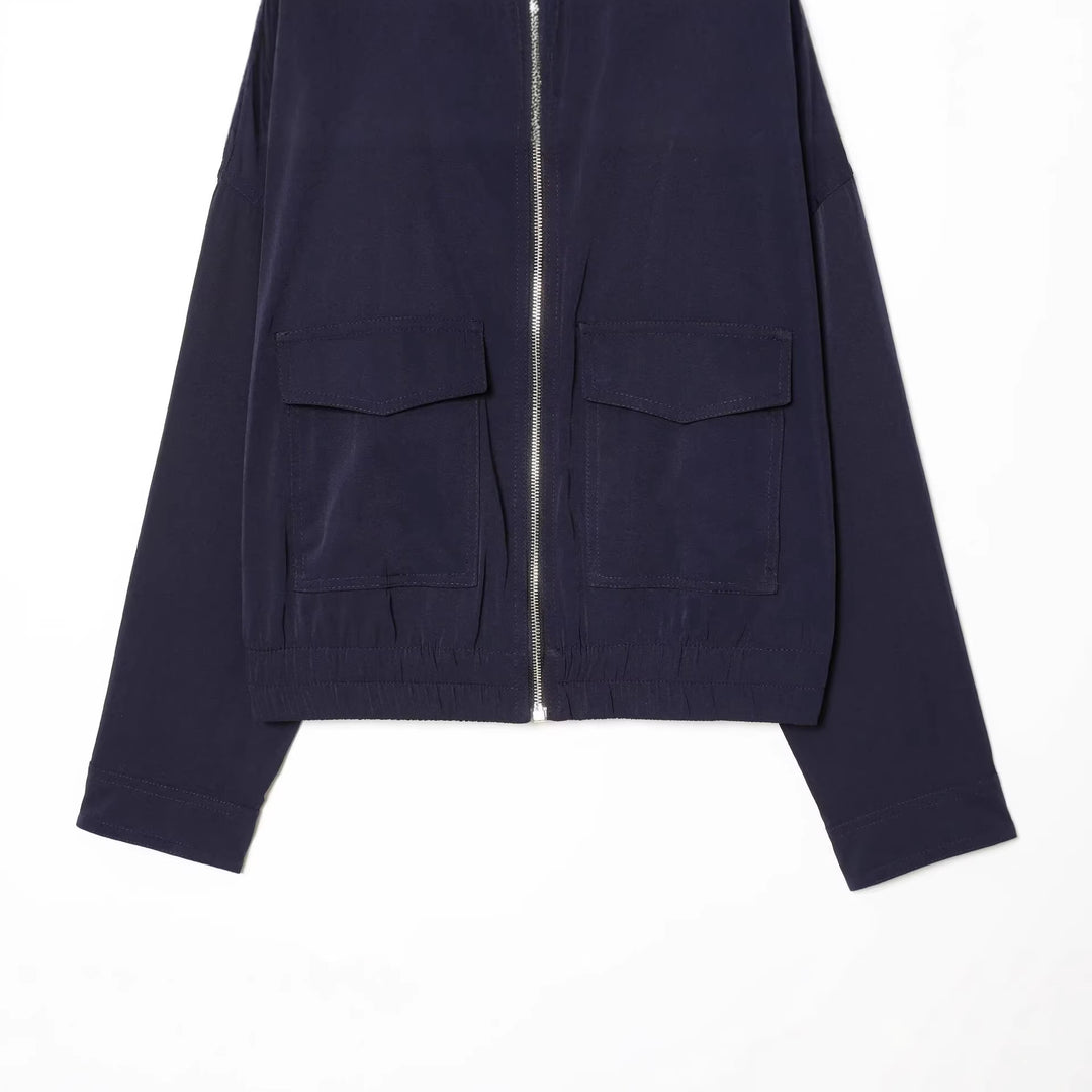 Damen Cropped Bomberjacke mit Stehkragen, durchgehendem Reißverschluss und aufgesetzten Pattentaschen Echo Archiv