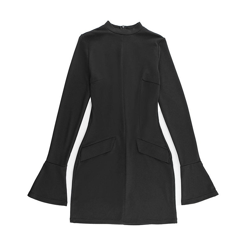 Damen figurbetontes Minikleid mit Stehkragen und innovativem Schnitt Echo Archiv