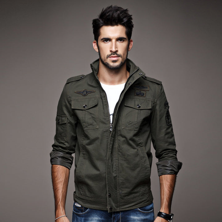 Herren robuste Baumwoll-Canvas Fieldjacke mit Stehkragen Pattentaschen und Military‑Patches Echo Archiv