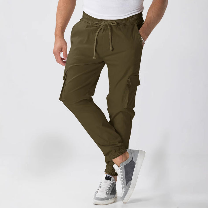 Herren Cargo-Hose mit elastischem Bund und mehreren Taschen Echoarchiv