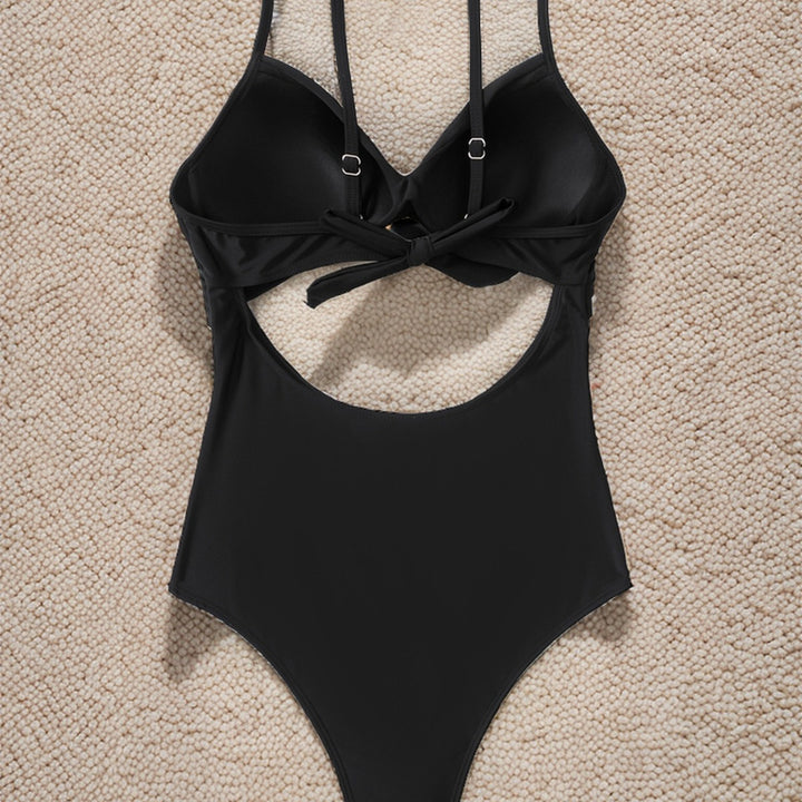 Damen Einteiliger Badeanzug mit modernem Cut-Out und elegantem Wickeldesign Echo Archiv