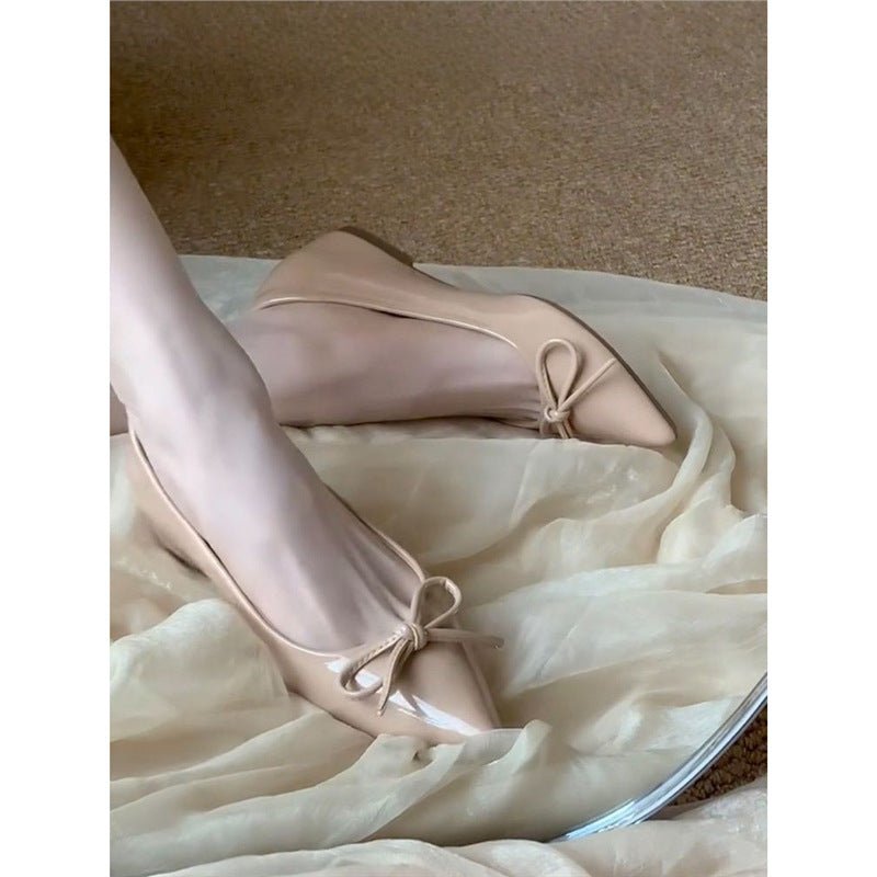 Damen Spitz zulaufende Ballerina-Slipper mit kleinem Keilabsatz – Lioré